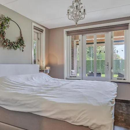 3 Bedroom Cozy In Holiday home *