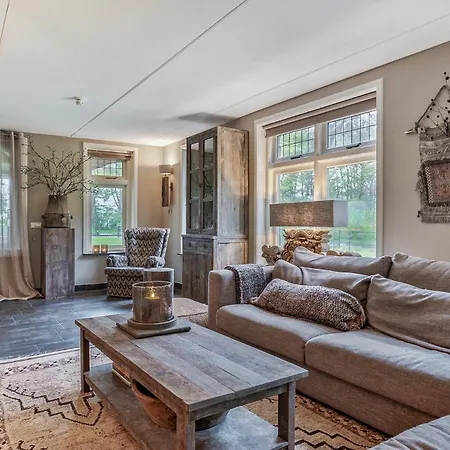 3 Bedroom Cozy In