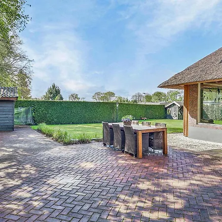 3 Bedroom Cozy In Holiday home Voorthuizen